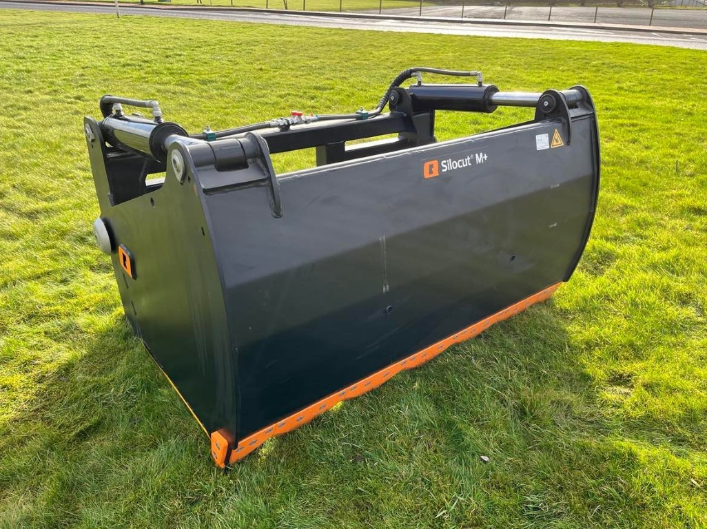 NEW LOADERS & ATTACHMENTS