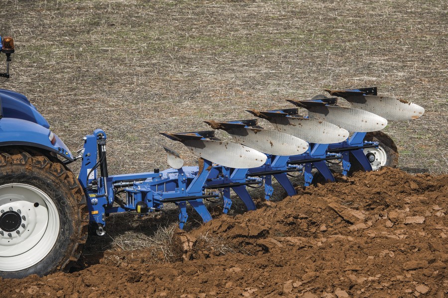 USED TILLAGE EQUIPMENT