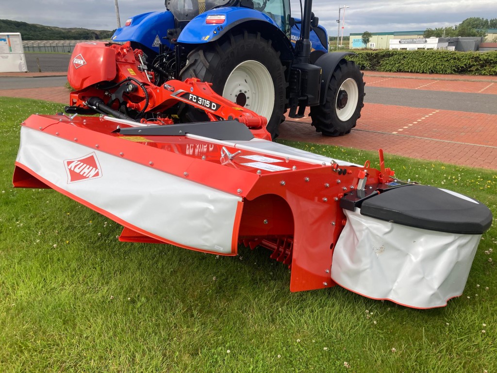 USED GRASS EQUIPMENT